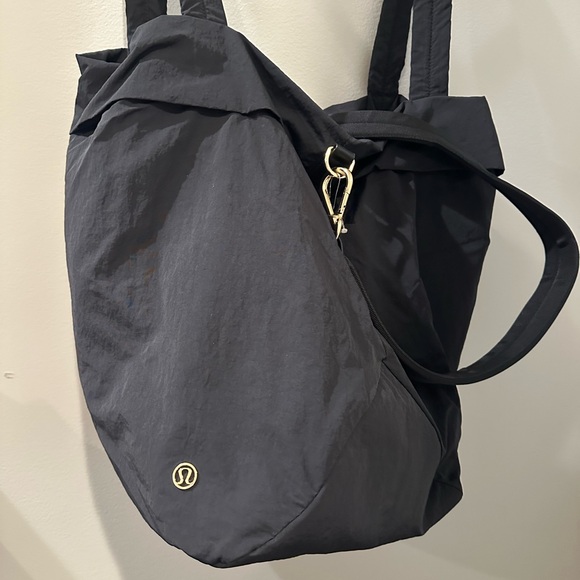 Lululemon bag - Picture 4 of 5